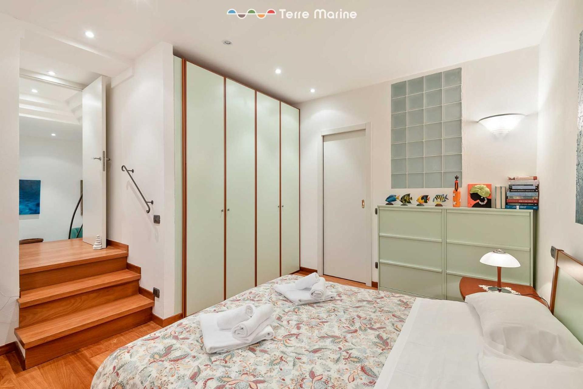 Apartment Golden View, Terre Marine