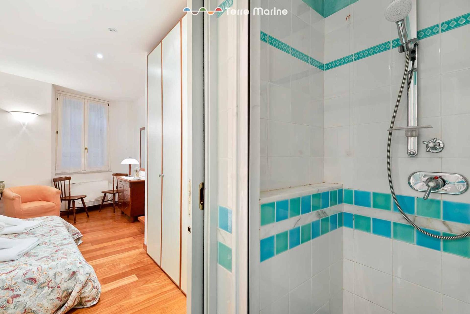 Golden View, Terre Marine Apartment